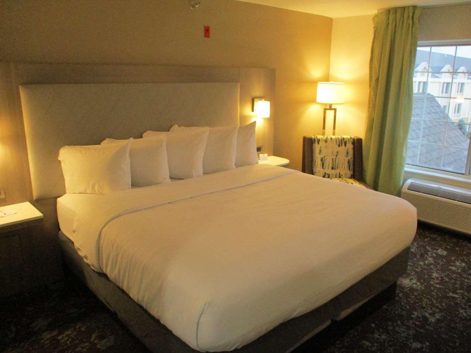 Best Western Worlds Of Fun Канзас Сити Екстериор снимка