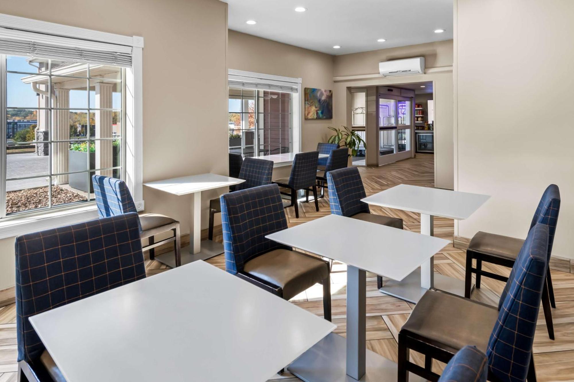 Best Western Worlds Of Fun Канзас Сити Екстериор снимка