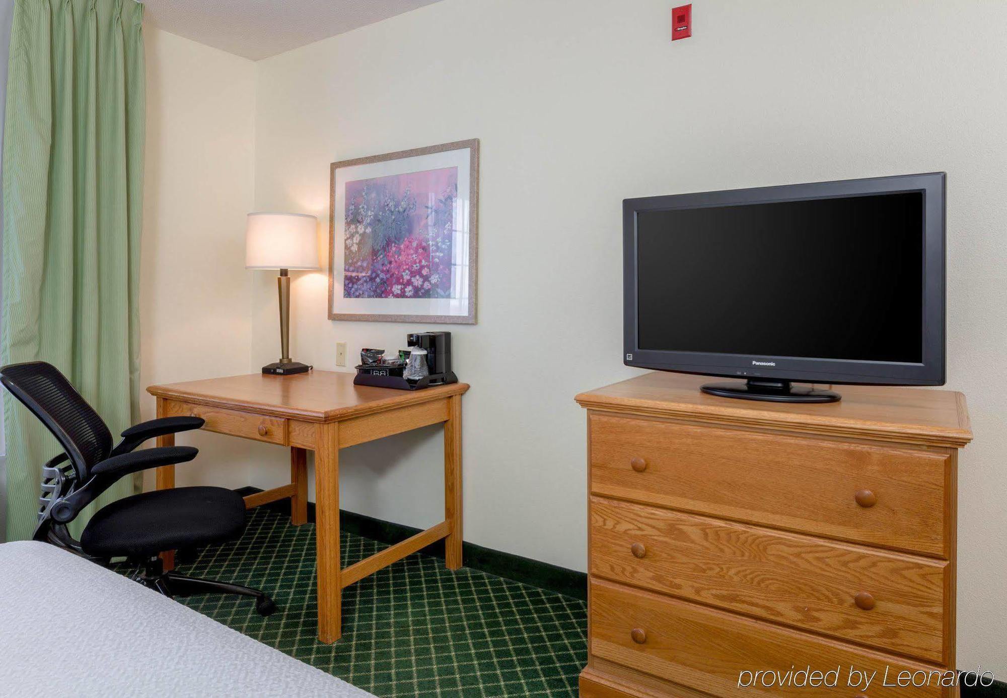Best Western Worlds Of Fun Канзас Сити Екстериор снимка