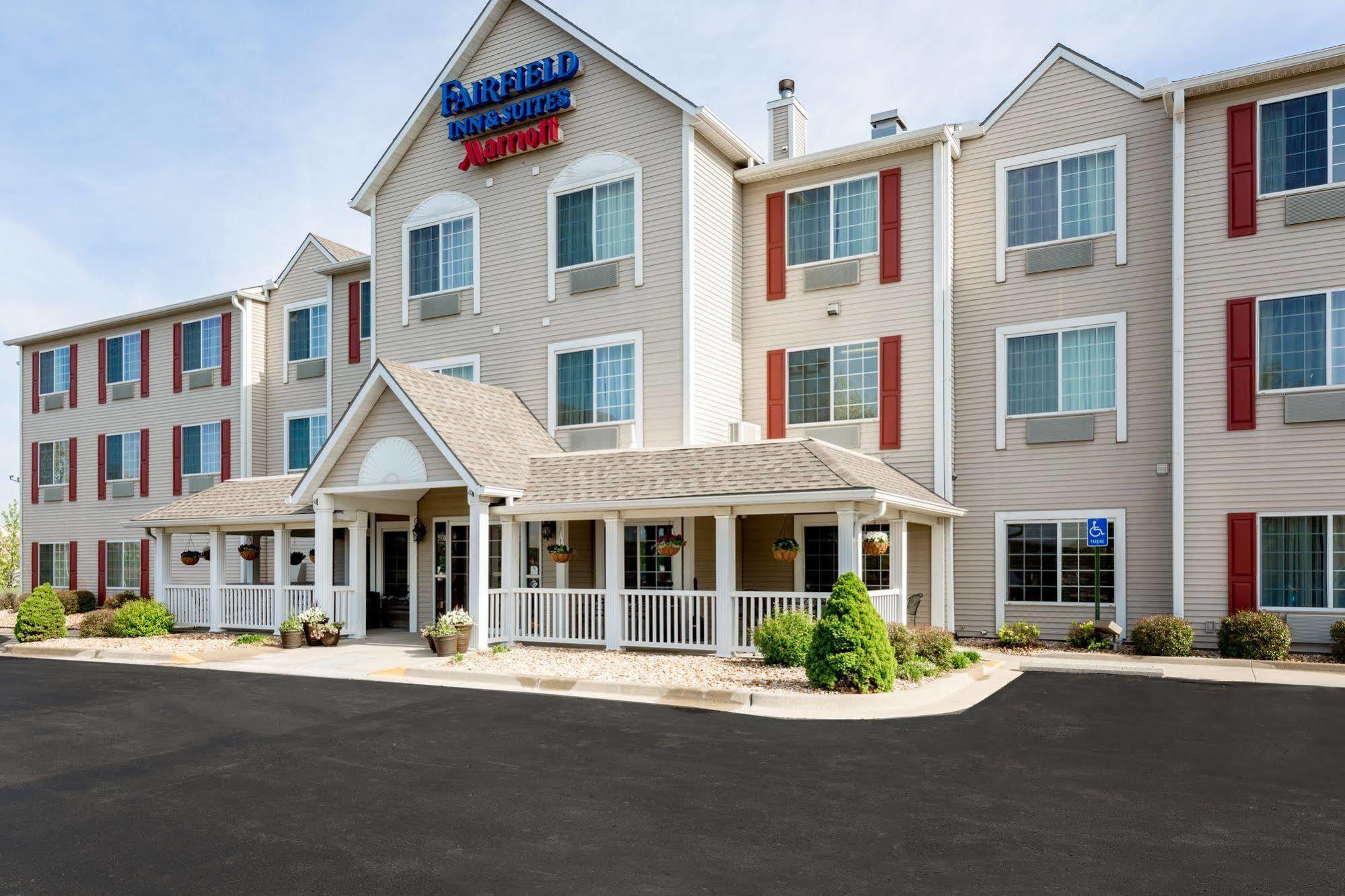 Best Western Worlds Of Fun Канзас Сити Екстериор снимка